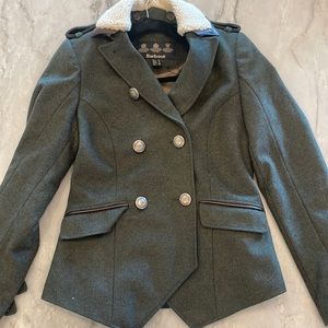 Barbour Wool w removable shearling collar